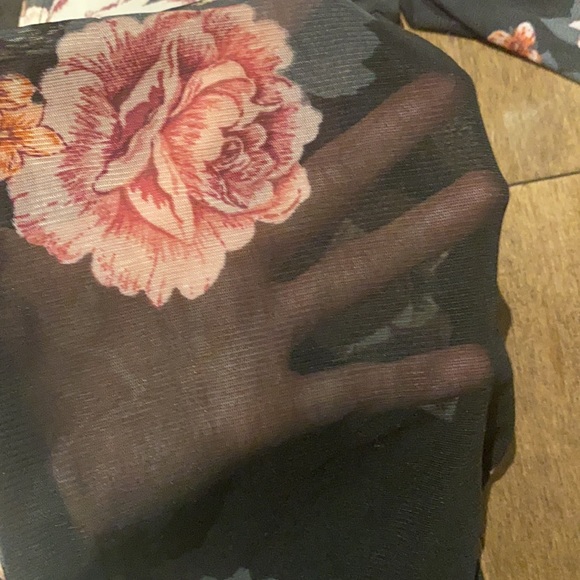 Flower Cover - Picture 2 of 2